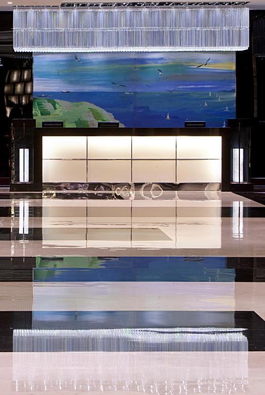 Отель Ramada Plaza Ляньюньган Экстерьер фото